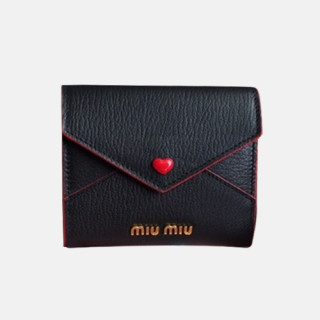 MiuMiu 2018 Madras Leather Wallet Love 5MH014 - 미우미우 하트 버튼 지갑 MIU0043X  11CM