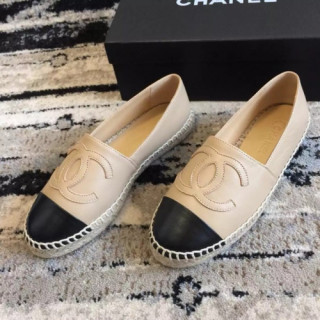 Chanel 2018 Ladies Classic CC Logo Plat Shoes - 샤넬 여성 클랙식 CC 로고 플랫폼 슈즈 Cnl0270x.Size(225 - 250).베이지