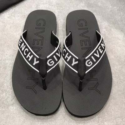 [여름추천템]Givenchy 2019 Mens Logo Flip-flap - 지방시 남성 로고 슬리퍼 Giv0141x.Size(240 - 275).블랙