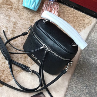 MiuMiu 2019 Small Tote Shoulder Bag,16cm - 미우미우 2019 스몰 토트 숄더백,5BH123, MIUB0248, 16cm,블랙