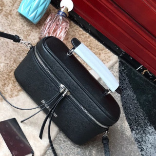MiuMiu 2019 Tote Shoulder Bag,24cm - 미우미우 2019 토트 숄더백,5BH122, MIUB0252, 24cm,블랙