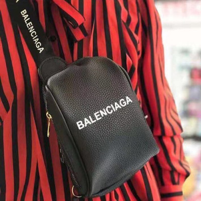 Balenciaga 2019 Leather Hip Sack Belt Bag,26CM - 발렌시아가 2019 레더 힙색 벨트백,BGB0381,26CM,블랙