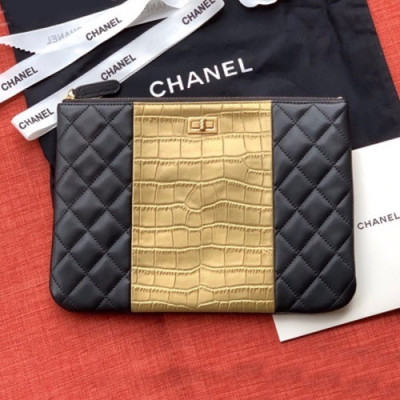 Chanel 2019 Leather Women Clutch Bag ,27.5CM - 샤넬 2019 레더 여성용 클러치백,CHAB1099,27.5CM,블랙+옐로우골드