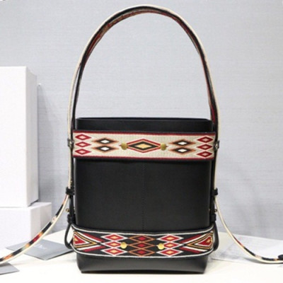 Dior 2019 Bucket Tote Shoulder Bag,24CM - 디올 2019 여성용 버킷 토트 숄더백  DIOB0413,24CM,블랙