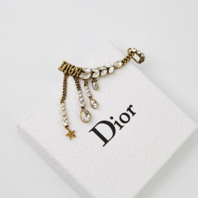 Dior  Yellow Gold  Earring - 디올  여성용 18k도금 옐로우 골드 귀걸이dio0030.