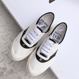 Chanel 2019 Ladies Canvas Sneakers - 샤넬 2019 여성용 캔버스 스니커즈 CHAS0021.Size(225 - 250).화이트+블랙