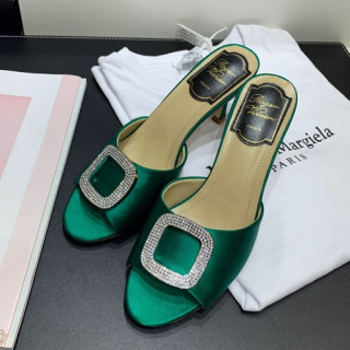 Roger Vivier 2019 Ladies Silk Middle-heel Slipper - 로저비비에 2019 여성용 실크 미들힐 슬리퍼 RVS0128.Size(220 - 255).그린