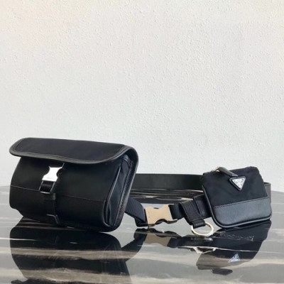 Prada 2019 Nylon& Leather Hip Sack, 20 & 11cm - 프라다 2019 남성용 나일론&레더 힙색 ,2CM214, 20 & 11cm,블랙