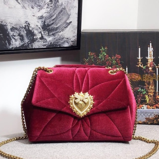 Dolce&Gabbana 2019 Velvet Chain Shoulder Bag ,26CM - 돌체 앤 가바나 2019 여성용 벨벳  체인 숄더백 DGB0246,26cm,레드