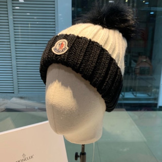 Moncler 2019 Ladies Knit & Fox Fur Cap - 몽클레어 2019 여성용 니트 & 폭스 퍼 모자 MONM0007, 화이트