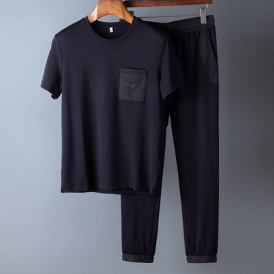 [프라다]Prada 2020 Mens Casual Logo Training Short Sleeved Clothes&Pants - 프라다 2020 남성 캐쥬얼 로고 코튼 반팔 트레이닝복&팬츠 Pra01052x.Size(m - 3xl).블랙