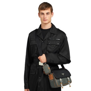 Prada 2020 Nylon Messenger Shoulder Bag,26CM - 프라다 2020 나일론 남성용 메신저 숄더백,2VD769-1,26cm,그레이+블랙