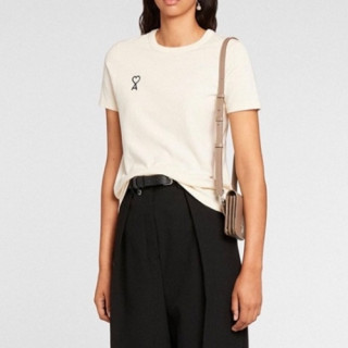 [아미]Ami 2021 Mm/Wm 'Ami de Coeur' Casual Cotton Short Sleeved Tshirt - 아미 2021 남/녀 로고 코튼 캐쥬얼 반팔티 Ami0094x.Size(s - xl).화이트