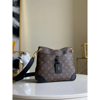 [루이비통]Louis Vuitton 2023 Women Leather Shoulder Bag,25cm,M58668,LOUB2379 - 루이비통 2023 여성용 레더 숄더백,25cm,블랙