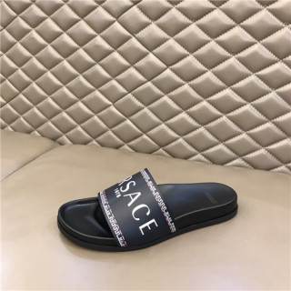 Versace 2021 Men's Leather Slipper,VERS0592 - 베르사체 2021 남성용 레더 슬리퍼,Size(240-270),블랙