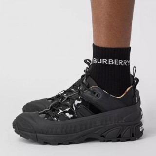 버버리  남성 캐쥬얼 스니커즈 Size(240 - 270) 블랙 - Burberry  Men's Casual Sneakers Bur04268x Black