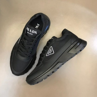 프라다 남성 블랙 스니커즈 - Prada Mens Black Sneakers - pr354x