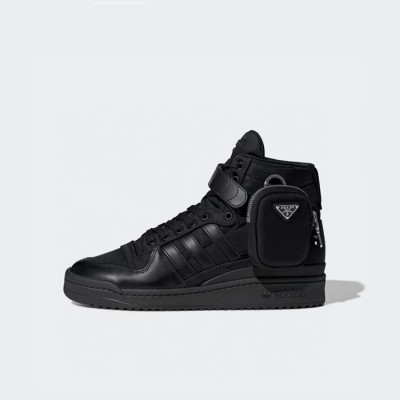 프라다 남/녀 블랙 스니커즈 - Prada Unisex Black Sneakers - sh02x