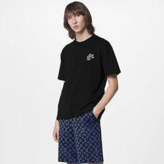 루이비통 남성 블랙 티셔츠 - Louis vuitton Mens Black Tshirts - lvc385x