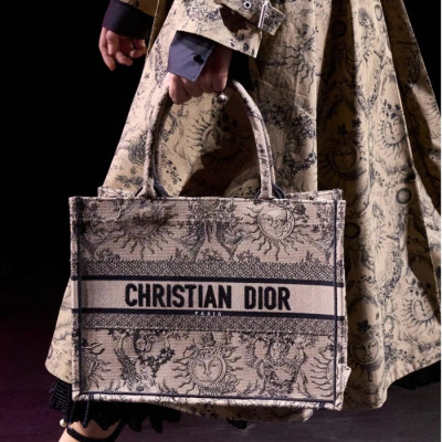 디올 여성 베이지 북토트 - Dior Womens Beige Book Tote - dib1546x