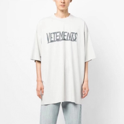 베트멍 남/녀 베이지 반팔 티셔츠 - Vetements Unisex Beige Tshirts - vec702x